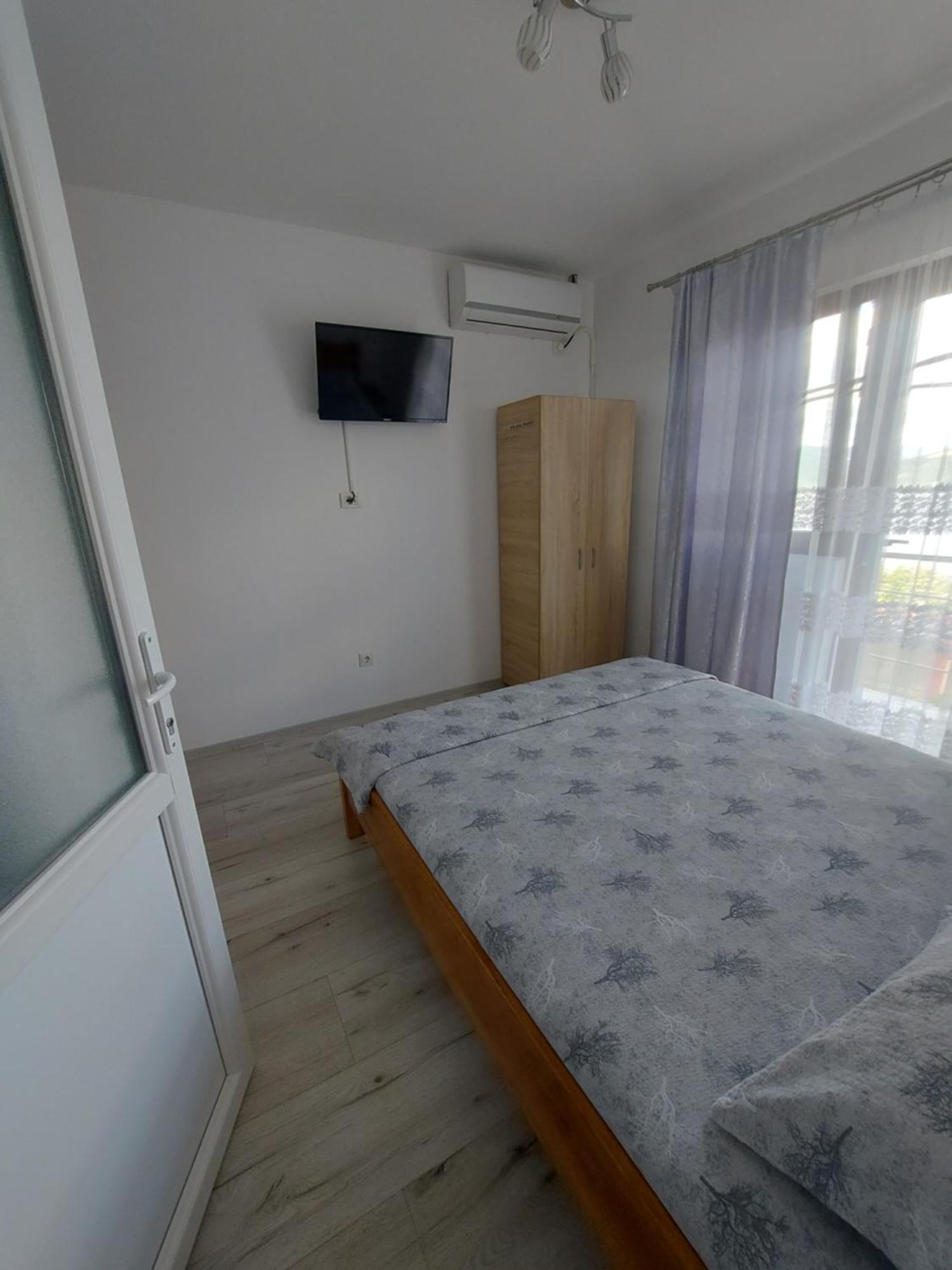 Casa Dalys Hotel Orsova Luaran gambar
