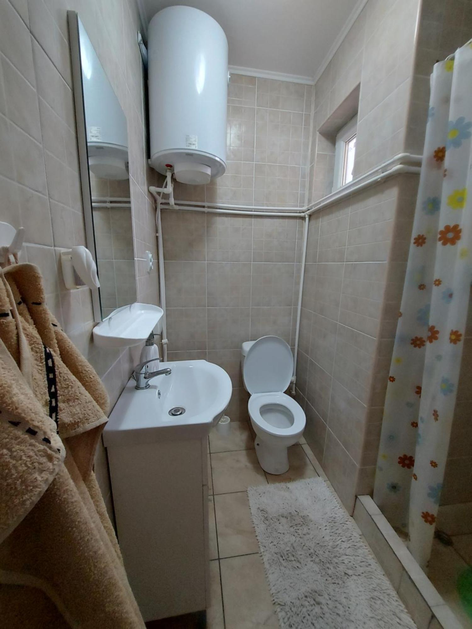 Casa Dalys Hotel Orsova Luaran gambar