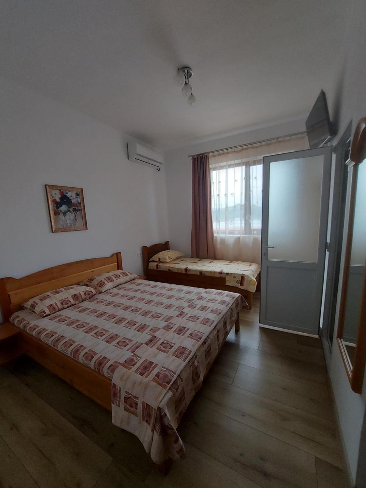Casa Dalys Hotel Orsova Luaran gambar